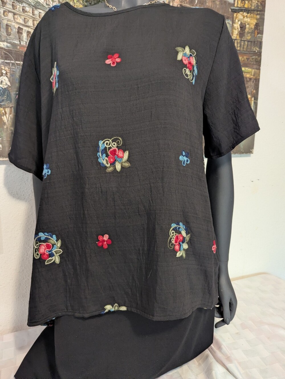 Black Embroidered Floral Short Sleeve Top